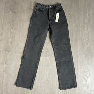 Classic Straight Rolla Jeans in Vintage Black